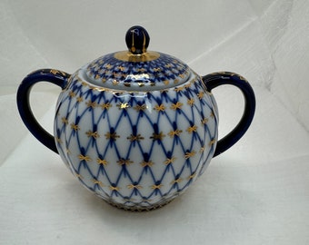 Vintage Imperial Lomonosov Cobalt Net Tulip Sugar Bowl with Lid