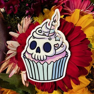 Pegatina de calavera de cupcake