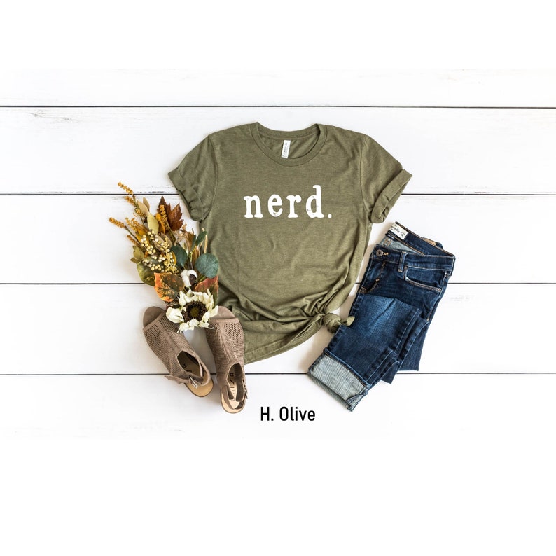 Nerd Tshirt, Cool Geek Shirt, Book Worm Shirt, Nerdy Shirt, Librerian Shirt, Book Worm Shirt, Good Student Gifts, Computer Geek Shirt Bild 2