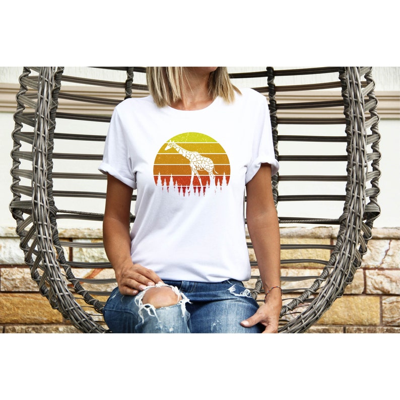 Retro Giraffe Shirt, Giraffe Lover Shirt, Funny Animal Tee, Nature Lover T-Shirt, Giraffe Graphic Tee, Giraffe Vibes, Cute Giraffe Apparel image 2