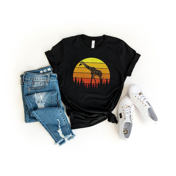 Retro Giraffe Shirt, Giraffe Lover Shirt, Funny Animal Tee, Nature Lover T-Shirt, Giraffe Graphic Tee, Giraffe Vibes, Cute Giraffe Apparel