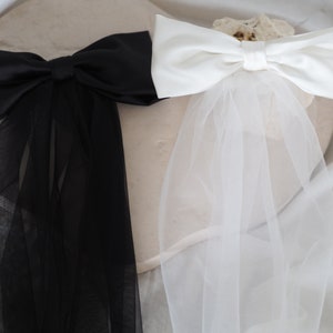 Handgemachter kurzer Braut Schleier mit Schleife ivory oder schwarz image 2