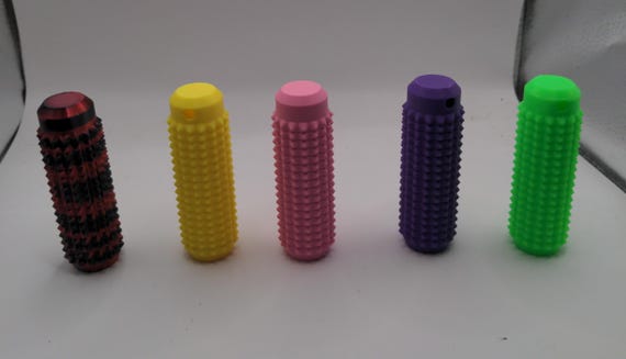 Stim Tools For Autism 3 Pack , Spiky Grippie Stim Keychain Set Hard Spiky Massage Fidget Toy For Stress And Anxiety Relief Textured Sensory Keychain For Focus Gifts For Adults Teens Office