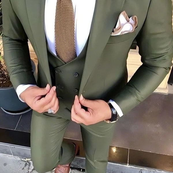 Men Three Piece Green Colored Suit,Custom Made Wedding Suits,Wedding Terracotta Suit, Double Breasted vest Olive Green Wedding Suits For Men