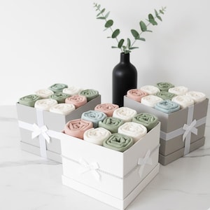 50 piezas de pashminas para invitados, regalos de boda, pashminas a granel, regalos de despedida de soltera, chales para bodas, regalos de fiesta personalizados a granel