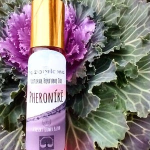 Pheroníkē - Victory Perfume - Fire Element perfume oil - Desert Flower blend - Mojave Ghost blend perfume