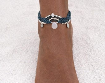 Adjustable ankle brace