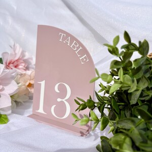 Half Arch Acrylic Table Numbers| Acrylic Table Numbers| Personalized Wedding Decor| Wedding Table Numbers| Luxury Wedding Centerpieces |