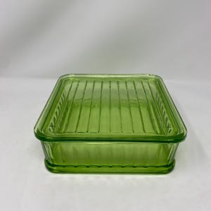 Large Vintage Anchor Hocking Uranium Glass Ribbed Refrigerator Dish With Lid.
