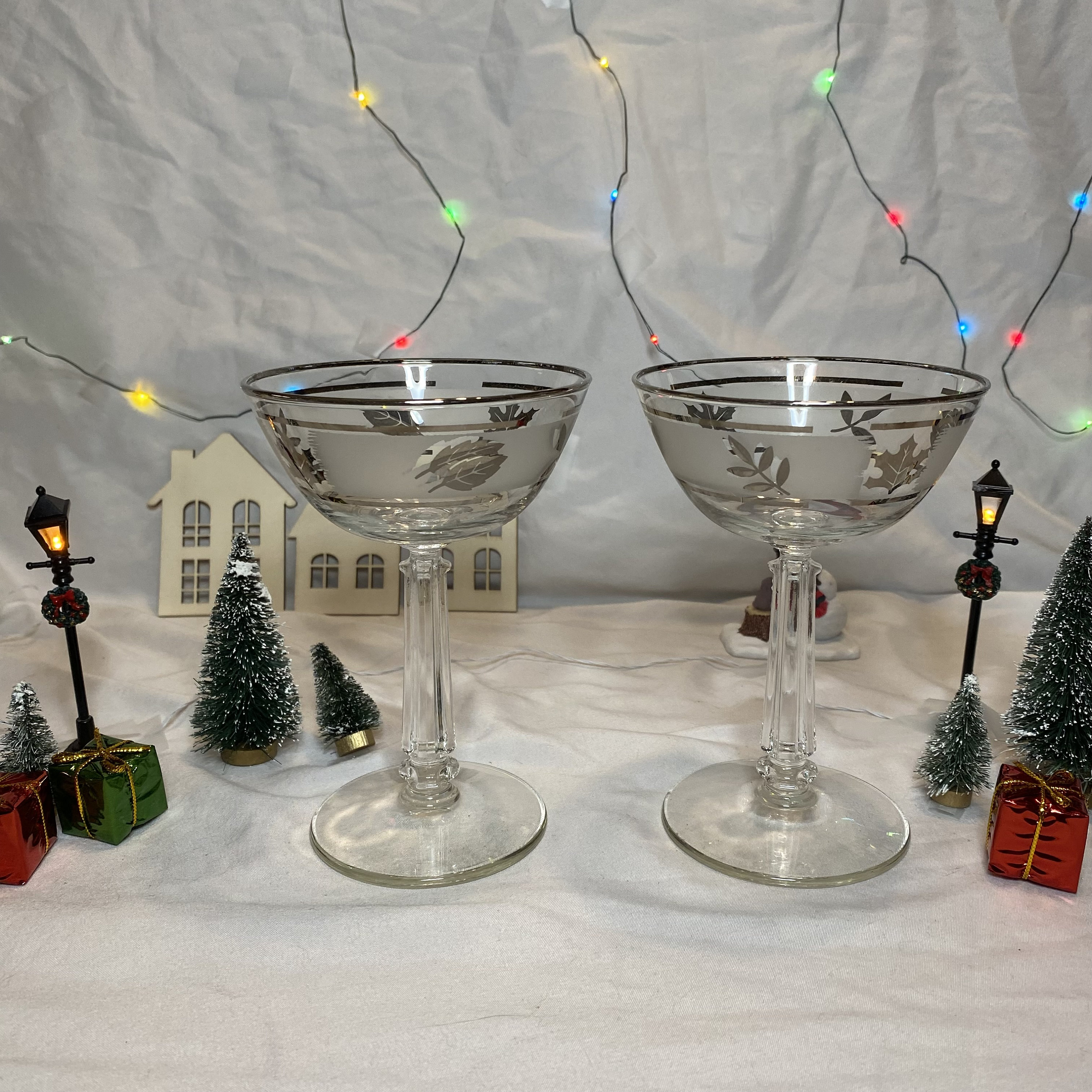 Champagne Glass Vintage Libby Glass Silver Foliage MCM Set of 5 – Shop Cool  Vintage Decor