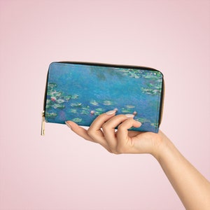 Monets Seerosen-Reißverschluss-Geldbörse - Tierversuchsfreies Kunstleder, Perfektes Geschenk für Kunstliebhaber!