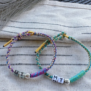 Namensarmband im Asiatischen Stil  |  Glückselefanten-Armband  |  Buchstaben Armband  |  Freundschaftsarmband |  Geknüpfte Armbänder