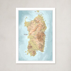 Sardinien Landkarte (Italien) — dekorative Landkarte in A3/A4 Größe — Originales Reisegeschenk — kartographisches Poster Kunstwerk