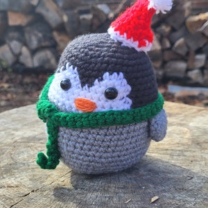 Crochet penguin, amigurumi penguin, Christmas penguin, handmade penguin