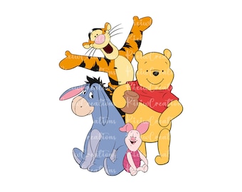 Può includere: Un gruppo di quattro personaggi dei cartoni animati di Winnie the Pooh: Winnie the Pooh, Tigro, Maialino e Ih-Oh. Winnie the Pooh tiene in mano un barattolo di miele, Tigro è in piedi sulle zampe posteriori con le braccia distese, Maialino è seduto con le braccia incrociate e Ih-Oh è seduto con la testa bassa.