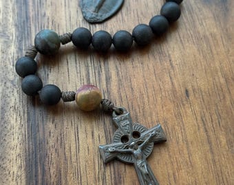 Celtic Tenner, Semi-Precious Stone Tenner, Medium