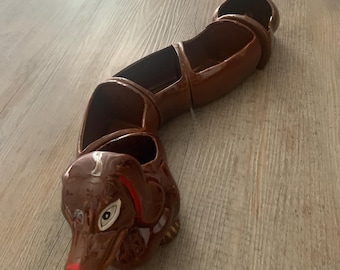 Juego de bandeja de cerámica esmaltada vintage de mediados de siglo con diseño de perro salchicha, fabricado en Japón.