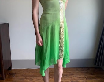 Vestido vintage BCBG Y2K verde, talla XS/XXS, ideal para graduación, boda, invitada a baile de fin de curso o playa.