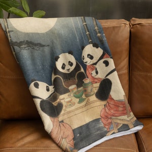 Panda Plush Blanket - Ukiyo-e Panda Home Decor - Decorative Throw Blanket - Perfect Gift for Panda Lovers