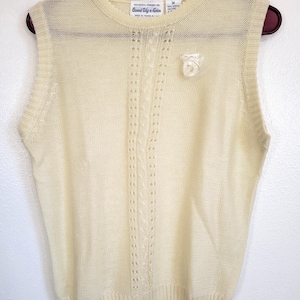 Vintage Queen's Way to Fashion soft acrylic pullover sweater vest! Women's M, 36" bust, NOS/new never worn, Nancy style!