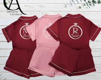 Customized Satin Pajamas, Personalized Bridesmaid Pajamas, Bridesmaid PJ Sets, Matching Pajamas, Wedding Party Pajamas, Bridal Party Pajama