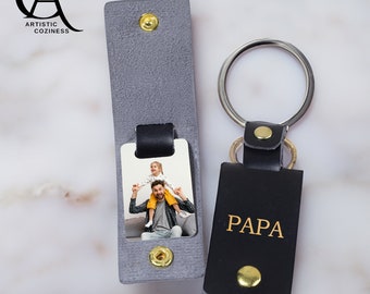 Personlig fotonyckelring i läder, Anpassad nyckelring med pappafoto, Graverad lädernyckelring, Fars dag-presenter, Present till pappa, Anpassat minne