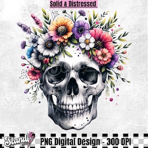 Può includere: Illustrazione in scala di grigi di un teschio adornato da una corona floreale colorata. I fiori sono rosa, arancioni, viola e bianchi, su uno sfondo invecchiato. Il testo in alto recita "Solid & Distressed".
