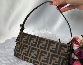 Vintage Fendi Zucca pochette bag
