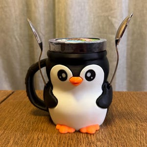 Penguin Ice Cream Pint Holder: 3D Printed with Spoon & Snack Tray