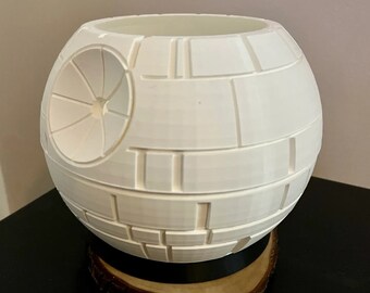 Exclusive 3D Printed Death Star Yarn Bowl - Star Wars Inspired Crochet Accessory, Ideal Gift for Yarn Enthusiasts
