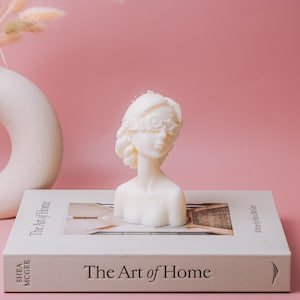 Bougie en forme de fille Serena | Bougie sculpturale | Bougie esthétique | Mariage | Cire de soja | Bougie artisanale | Cadeau pour elle | Cadeau de pendaison de crémaillère
