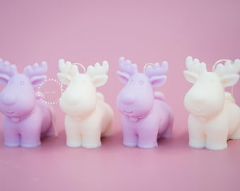 Handmade Christmas Reindeer Soy Candle: Festive Holiday Decor