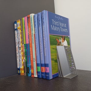 Personaliseerbare boekensteun | 3D-geprint stevig en handig boekenplankaccessoire | Aanpasbare en unieke boekensteunen
