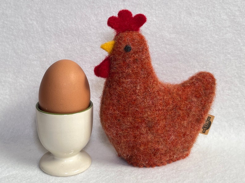 Egg warmer chicken Selma Cute felt egg warmer made of wool Rostrot