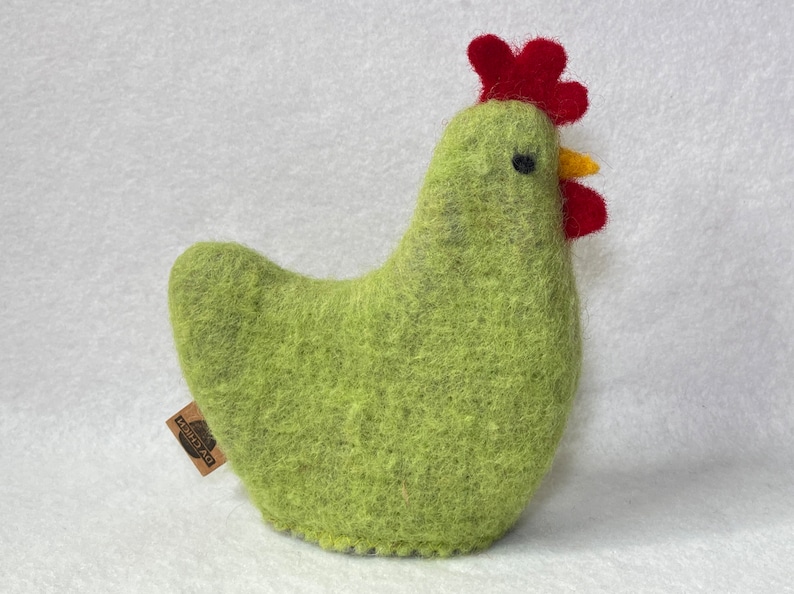 Egg warmer chicken Selma Cute felt egg warmer made of wool Hellgrün