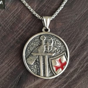 Crusader necklace / Iron necklace / Templar necklace / Templar jewelry / knight necklace / knight jewelry / medieval knight pendant