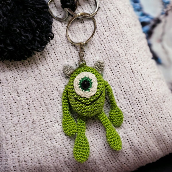 Mike Wazowski keychain, monster crochet, amigurumi