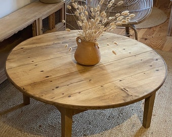 Grande table basse ancienne ronde en bois massif brut