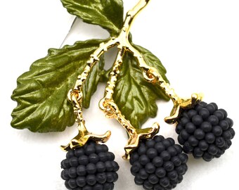 Blackberry Brooch retro styled