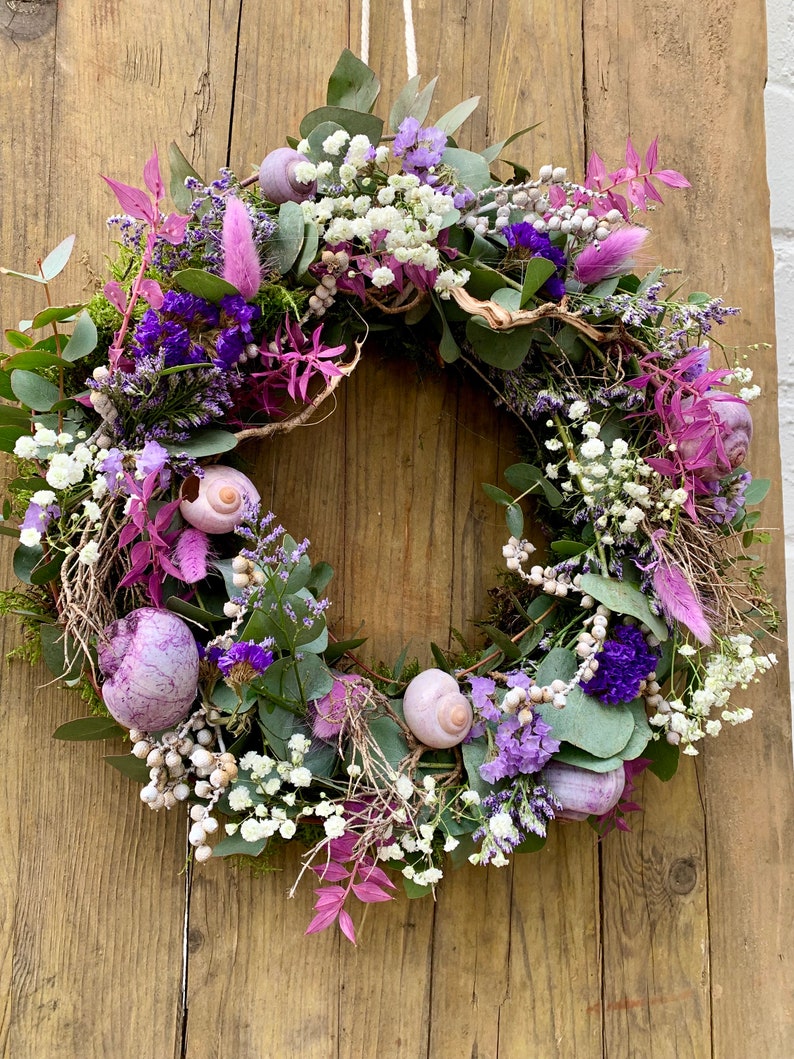 Sommerkranz Trockenblumenkranz Türkranz Tischkranz Muscheln Muttertagsgeschenk Geburtstag Dekoration Trockenblume haltbar Schleierkraut Bild 3