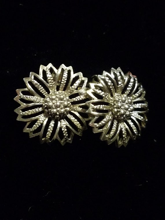 Clip on vintage earrings