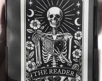 The Reader Tarot Kindle Lock Screen (EPUB File)