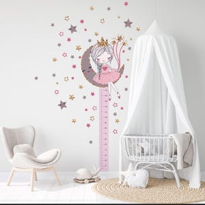 Muursticker - schattig meisje op maan roze sterren hoogtemeter muursticker kinderkamer voor babykamer