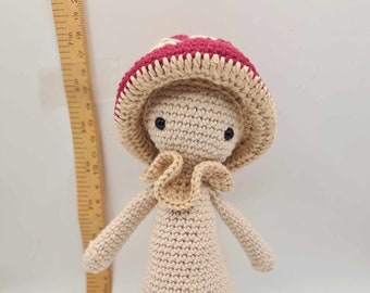 Poupée finn champignon au crochet couleur cottagecore