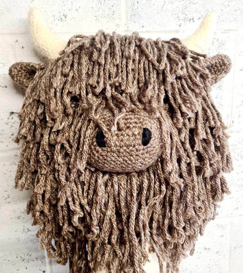 Highland cow crochet pattern only. U.S image 4