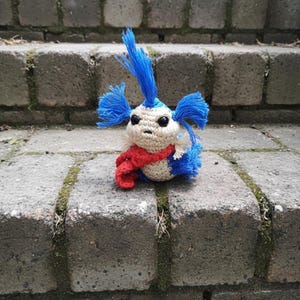 Labyrinth Worm Crochet Pattern | Movie Inspired Amigurumi | No Sew Crochet Pattern | Digital PDF