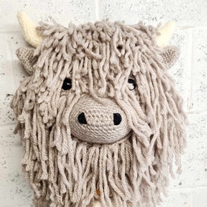 Highland cow crochet pattern only. U.S image 1