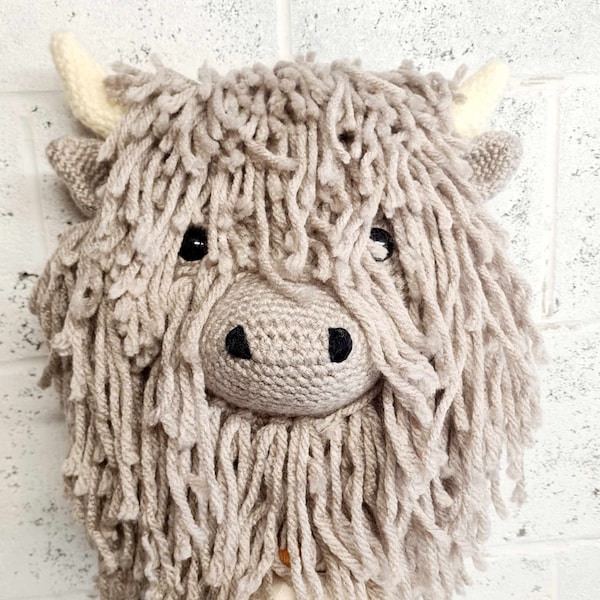 Highland cow crochet pattern only. U.S