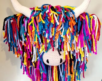 Highland cow crochet cushion wall hanger pattern only. U.S