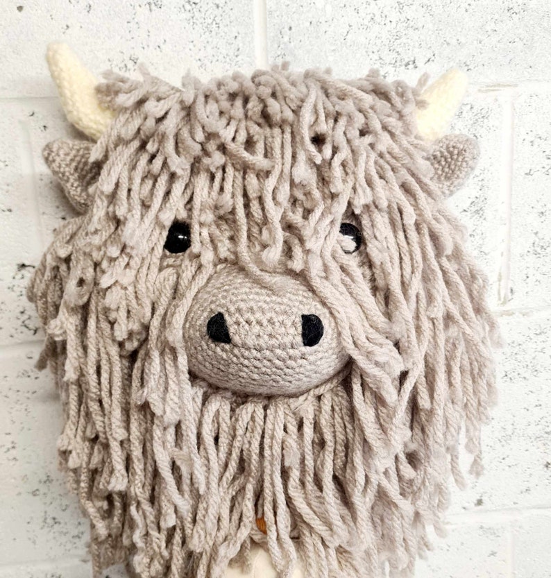 Highland cow crochet pattern only. U.S image 3